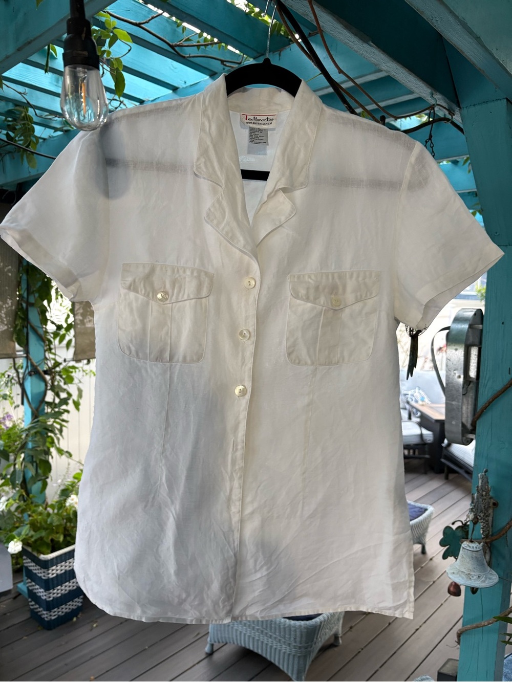 Talbots Irish Linen White Short-Sleeve Button Front Camp Shirt with Pockets